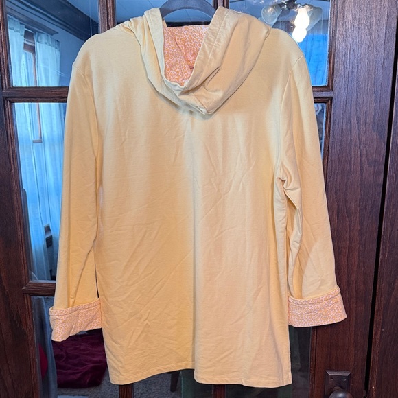 NorthStyle Sunny Yellow Tunic with Floral Patterned Cuffs and Hood Size XL - Picture 6 of 6